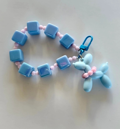 Balloon Dog keychain 3